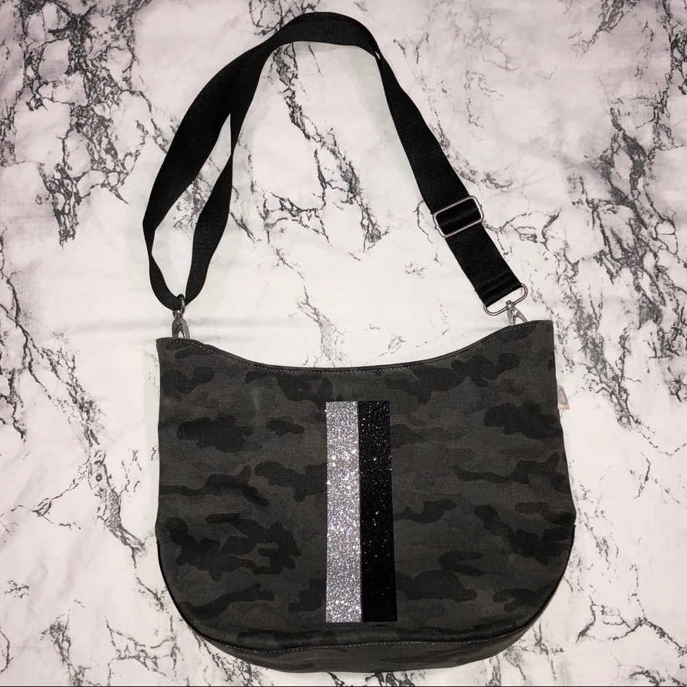 Quilted Koala City Bag: Black Camo